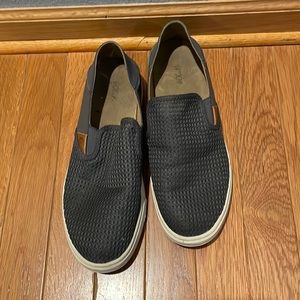 Women’s Olukai Slipons